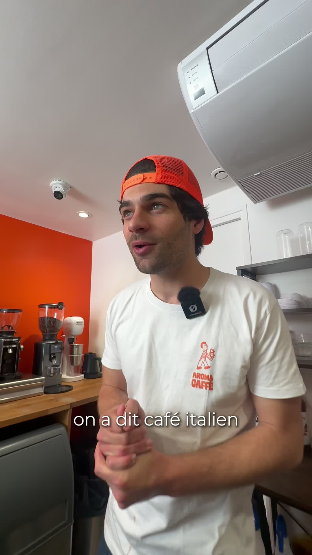 Le café napolitain et la vanille de Tahiti, présentés par Aroma Caffè